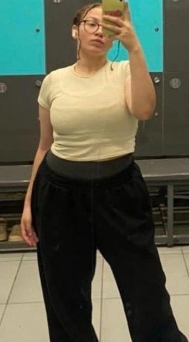 Client before coaching, a mirror selfie in the gym changing room